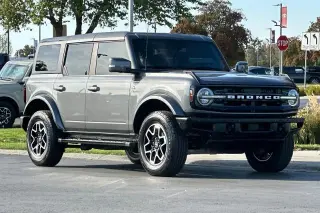 Ford Bronco 2022 4x4 Outer Banks 4dr SUV