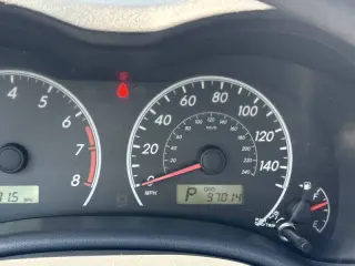 2013 Toyota corolla