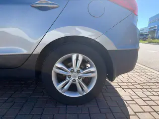 Hyundai TUCSON 2012 GLS 4dr SUV