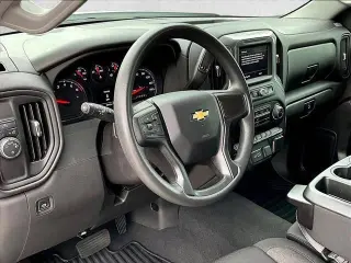 Chevrolet Silverado 1500 2024 4x2 Custom 4dr Crew Cab 5.8 ft. SB