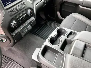 Chevrolet Silverado 1500 2024 4x2 Custom 4dr Crew Cab 5.8 ft. SB