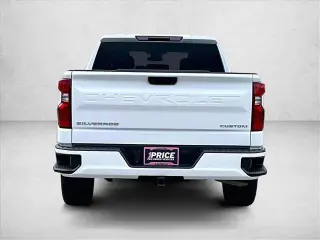 Chevrolet Silverado 1500 2024 4x2 Custom 4dr Crew Cab 5.8 ft. SB