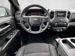 Chevrolet Silverado 1500 2024 4x2 Custom 4dr Crew Cab 5.8 ft. SB