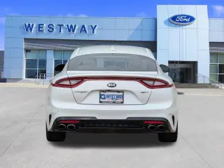 Kia Stinger 2019 GT 4p Sedan