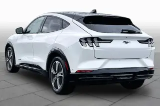 Ford Mustang Mach-E 2023 Premium 4dr SUV