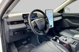 Ford Mustang Mach-E 2023 Premium 4dr SUV