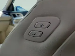 Genesis G70 2026 2.5T Prestige 4dr Sedán