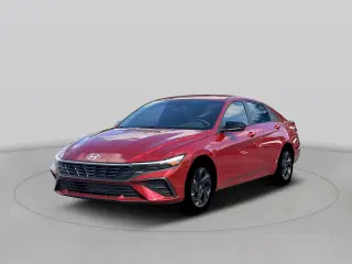 Hyundai ELANTRA 2026 SEL Sport Sedán de 4 puertas