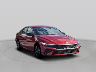 Hyundai ELANTRA 2026 SEL Sport Sedán de 4 puertas