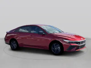 Hyundai ELANTRA 2026 SEL Sport Sedán de 4 puertas