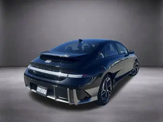 Hundai IONIQ 6 2023 SEL 4dr Sedán
