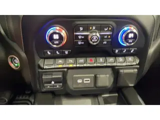 GMC Sierra 1500 Limited 2022 4x4 Denali 4dr Crew Cab 5.8 ft. SB