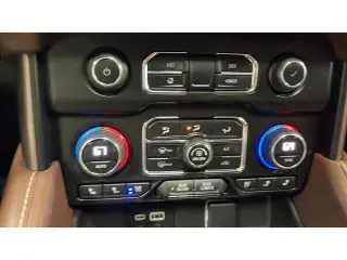 Chevrolet Tahoe 2023 4x4 High Country 4dr SUV