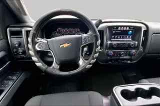 Chevrolet Silverado 1500 2016 4x4 LT 4dr Double Cab con puente de 6.5 ft.