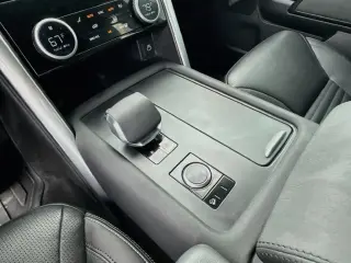 Land Rover Discovery 2025 AWD P300 S 4dr SUV