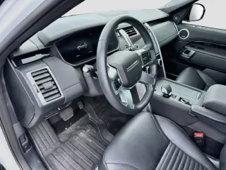 Land Rover Discovery 2025 AWD P300 S 4dr SUV