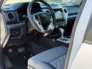 Toyota Tundra 2021 4x2 SR5 4dr CrewMax Cab Pickup SB