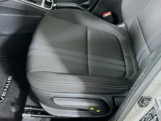 Hyundai VENUE 2024 SEL 4dr Crossover
