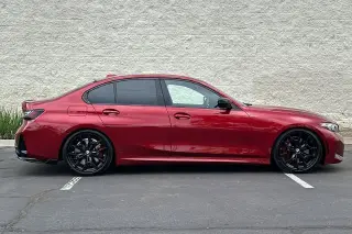 BMW 3 Serie 2025 330i 4dr Sedán
