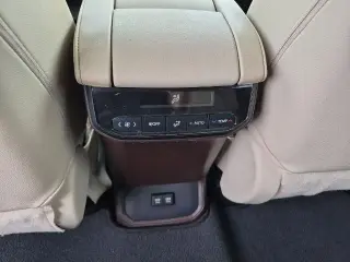 Toyota Highlander 2020 AWD XLE 4dr SUV