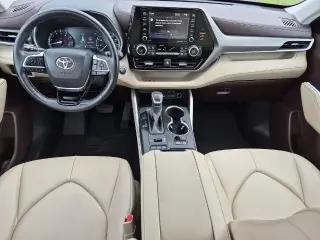Toyota Highlander 2020 AWD XLE 4dr SUV