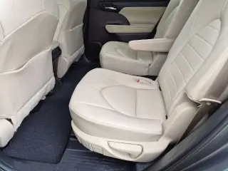 Toyota Highlander 2020 AWD XLE 4dr SUV