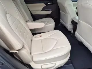 Toyota Highlander 2020 AWD XLE 4dr SUV