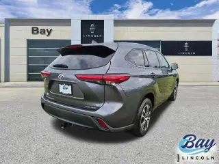 Toyota Highlander 2020 AWD XLE 4dr SUV