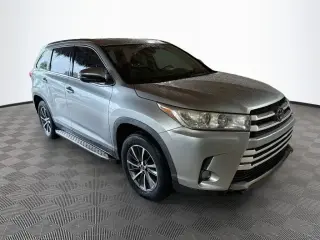 Toyota Highlander 2019 XLE 4dr SUV