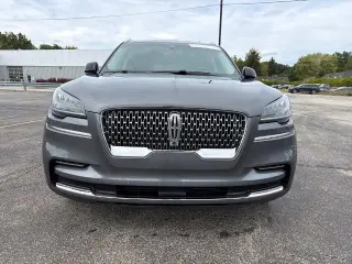 Lincoln Aviator 2023 AWD Reserve 4dr SUV