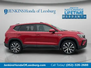 Volkswagen Taos 2024 SE 4dr SUV