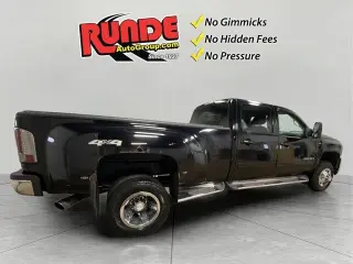Chevrolet Silverado 3500HD 2008 4WD LT1 4dr Crew Cab LB DRW