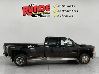 Chevrolet Silverado 3500HD 2008 4WD LT1 4dr Crew Cab LB DRW