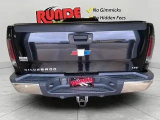 Chevrolet Silverado 3500HD 2008 4WD LT1 4dr Crew Cab LB DRW