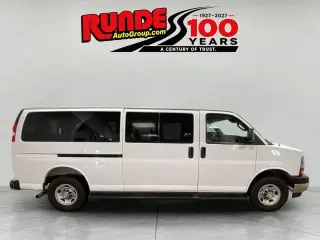 Chevrolet Express 2025 LT 3500 3dr Van Extendido de Pasajeros