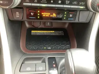 Toyota RAV4 Híbrido 2021 AWD Limitado 4dr SUV