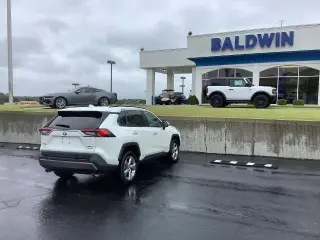 Toyota RAV4 Híbrido 2021 AWD Limitado 4dr SUV