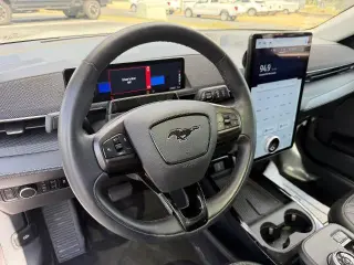 Ford Mustang Mach-E 2023 Premium SUV 4dr