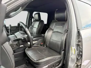 Ram 2500 2022 4x4 Laramie 4dr Mega Cab con cabina de 6.3 pies de largo Pickup