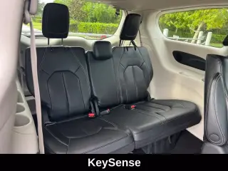 Chrysler Pacifica Hybrid 2022 Touring L 4dr Mini-Van