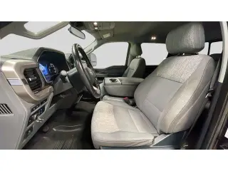 Ford F-150 2021 4x4 XL 4dr SuperCrew con cabina de 5.5 m.