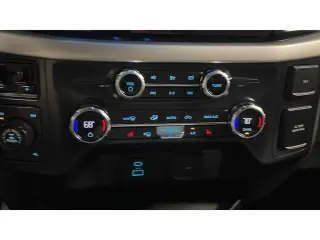 Ford F-150 2021 4x4 XL 4dr SuperCrew con cabina de 5.5 m.