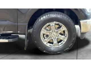 Ford F-150 2021 4x4 XL 4dr SuperCrew con cabina de 5.5 m.