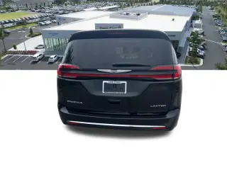 Chrysler Pacifica 2026 Limited 4dr Minivan