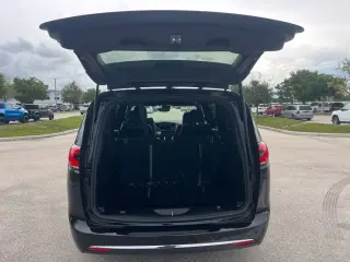 Chrysler Pacifica 2026 Limited 4dr Minivan