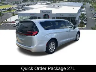 Chrysler Pacifica 2024 Touring L 4dr Mini-Van