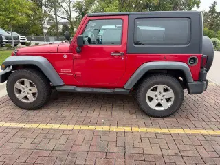 Jeep Wrangler 2010 4x4 Sport 2dr SUV