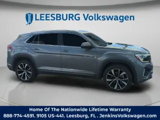 Volkswagen Atlas Cross Sport 2024 AWD SEL Premium R-Line 4Motion 4dr SUV.