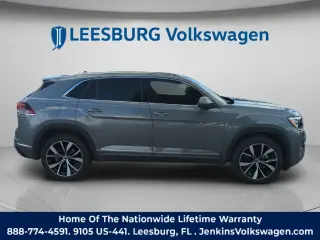Volkswagen Atlas Cross Sport 2024 AWD SEL Premium R-Line 4Motion 4dr SUV.