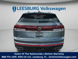 Volkswagen Atlas Cross Sport 2024 AWD SEL Premium R-Line 4Motion 4dr SUV.